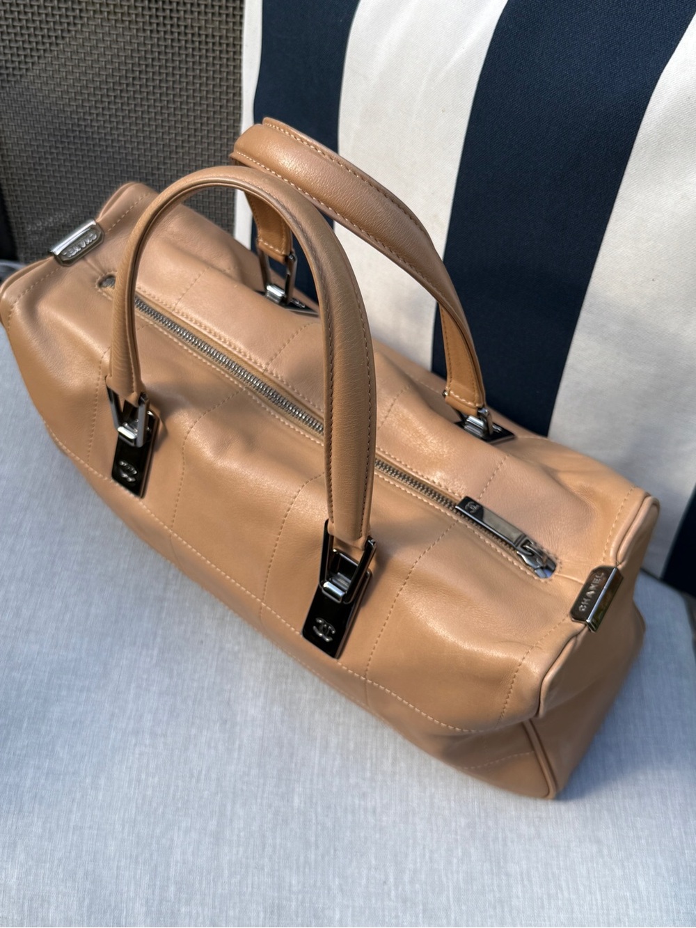 Auth CHANEL Tan Chocolate Bar East West Bag crazy stitch Quilted Leather Satchel - Picture 5 of 17